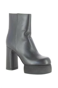 Enkellaarsjes Agl Damesschoenen Zwart SOAP BOOTIE Black 10 Enkellaarsjes Agl Damesschoenen Zwart SOAP BOOTIE Black -AGL Verkoopwinkel 01c75a946e731ee8905cecf2b8358e3e